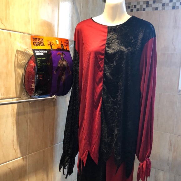 DVD Halloween Adult Costume Bundle - Picture 2 of 4